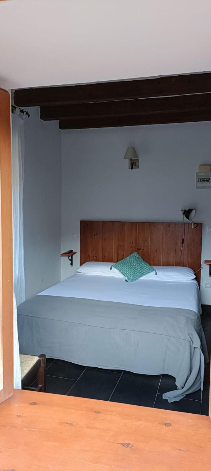 Hotel Papamoscas 拉伊鲁埃拉 外观 照片