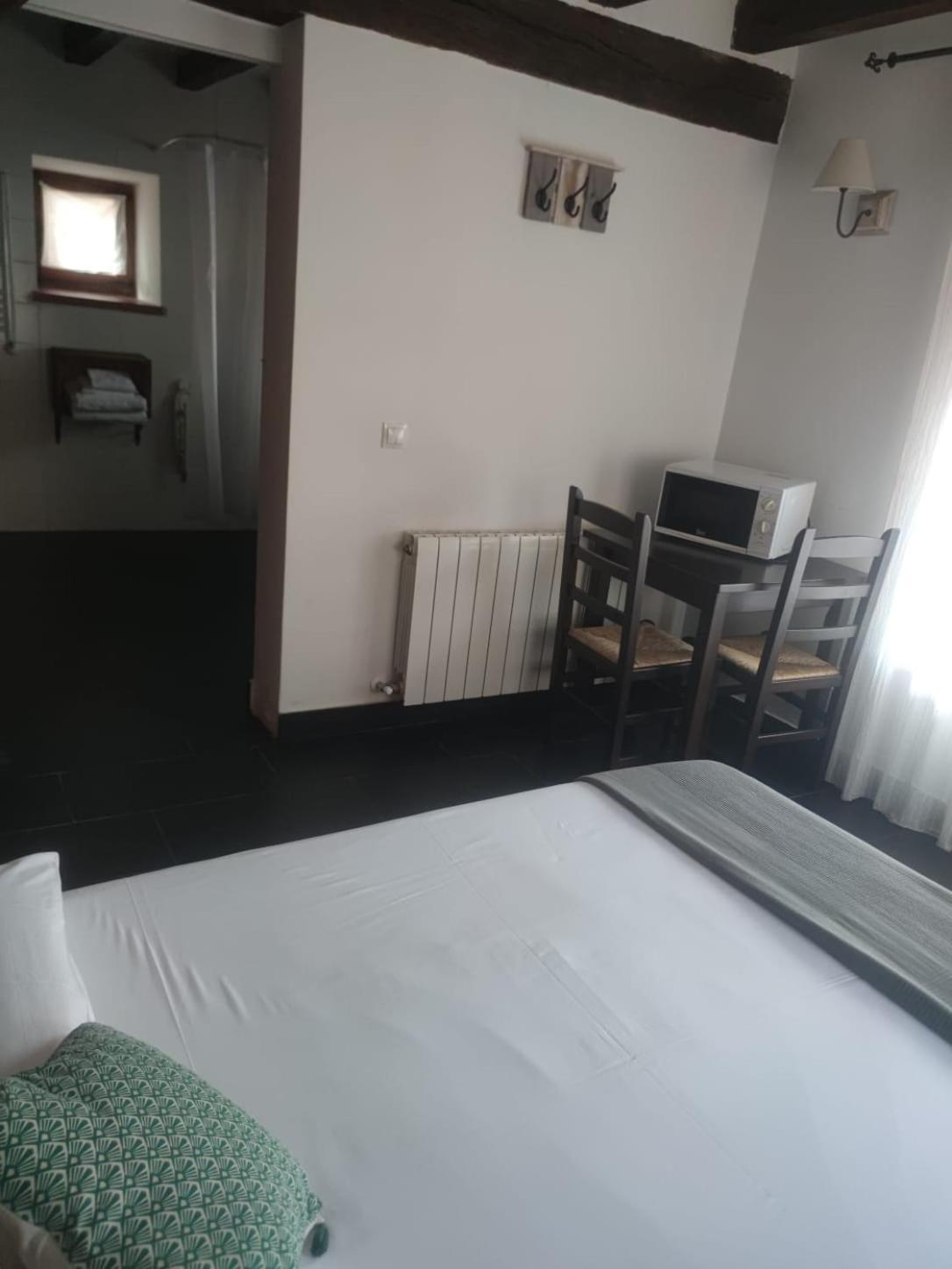 Hotel Papamoscas 拉伊鲁埃拉 外观 照片